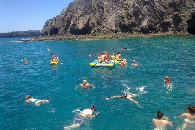 Catamaran Sailing Experience to Papagayo's Beaches with lunch and drinks - Swimming and kayaking without a rushed schedule