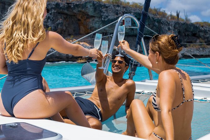 Catamaran Snorkel & BBQ Sail (cruise friendly) - The crew is a major part of the experience