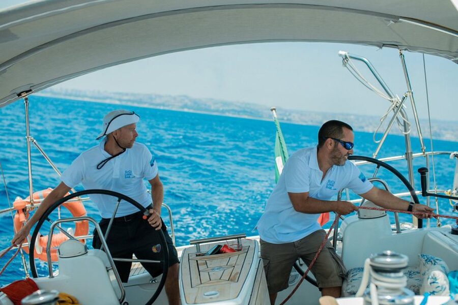 Catania: Coastline Sailing Trip 6hr with Aperitif and Lunch - Seeing Mount Etna and Catania from the sea