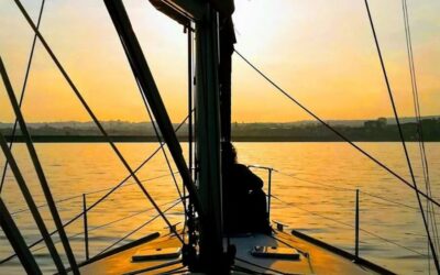 Guided Sunset Sailing Trip with Aperitif & Prosecco