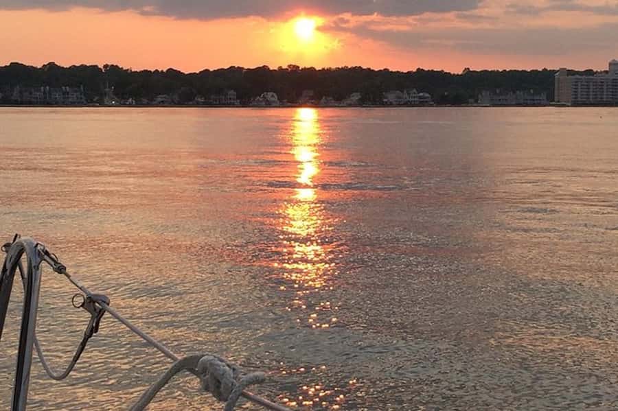 Chesapeake Beach: Sunset Sailing Cruise with Snacks - Key points to know before sailing