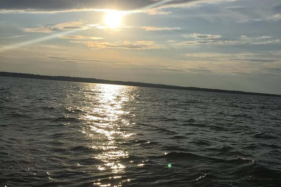 Chesapeake Beach: Sunset Sailing Cruise with Snacks - Two and a half hours on Chesapeake Bay