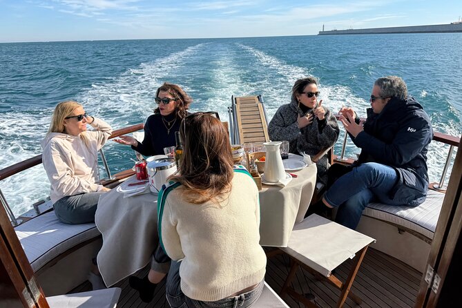 Chill and Sail in Valencia - Weather, flexibility, and the small print