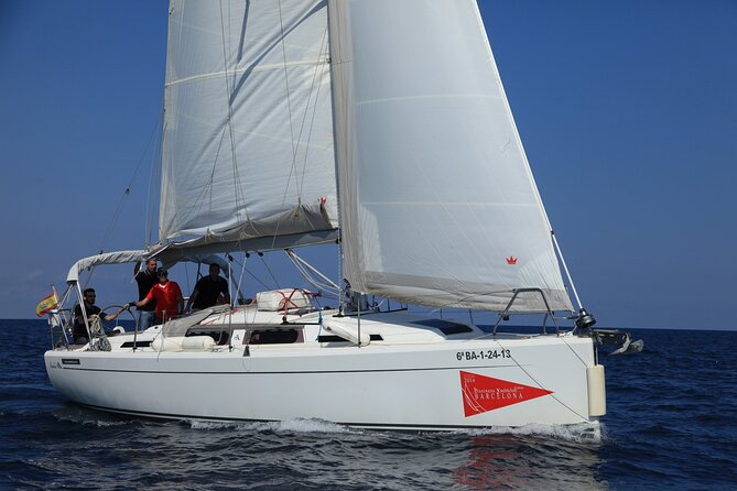 Chill Out Sailing from Barcelona - Private Tour - Who will enjoy this most