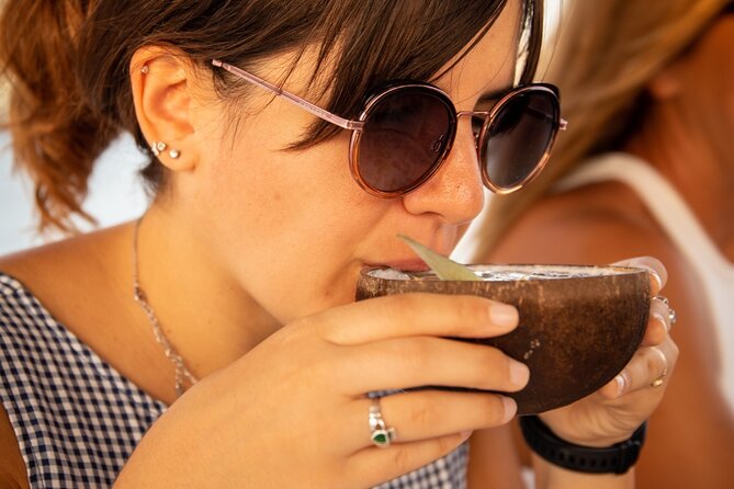 Cocktails Workshop & Sailing Cruise from Barcelona - Seasonal planning and practical clothing