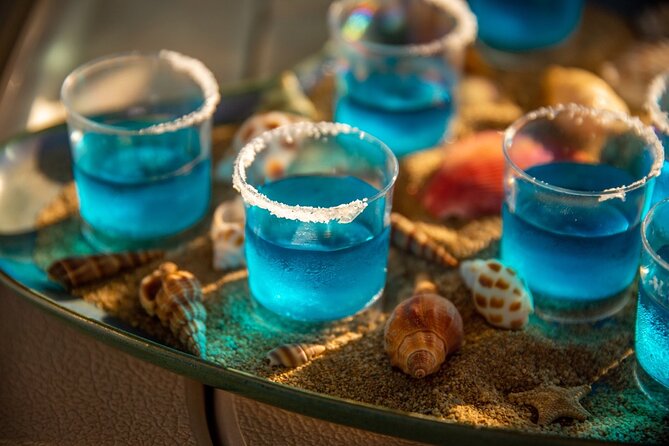 Cocktails Workshop & Sailing Cruise from Barcelona - Setting sail beside Barcelona’s skyline