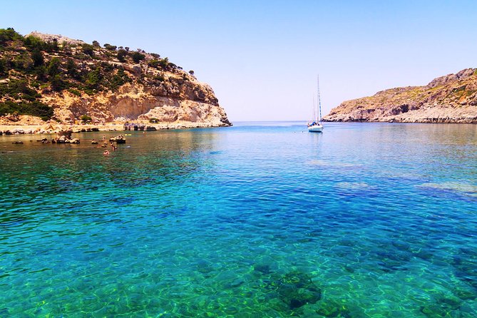 Day Cruise by a Sailing Yacht to the most beautiful bays or Rhodes (Small Group) - The Yacht Question: Comfortable Small Group or Tight Fit?