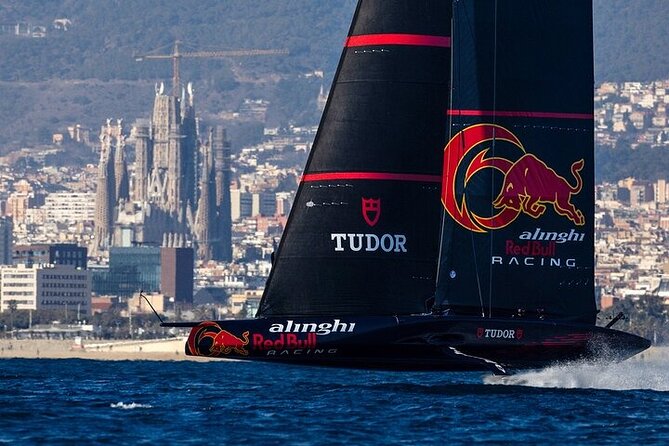 Day Sailing Experience, Barcelona (10 People) - What the $90.31 price includes