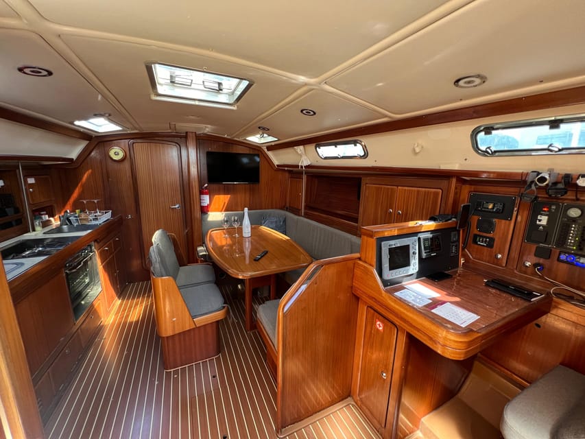 Daytime Sailing Adventure near Lagos and Luz! - The kind of day this suits best