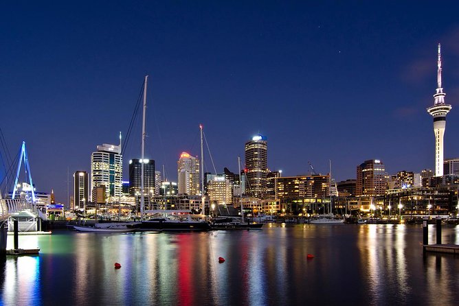 Discover Auckland City Tour: The City of Sails - Why Auckland looks best from its volcanic cones
