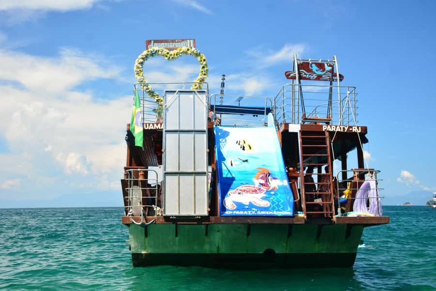 Discover Paraty's Best Islands on an Exclusive Schooner Tour - Ilha dos Cocos gives you the first swim
