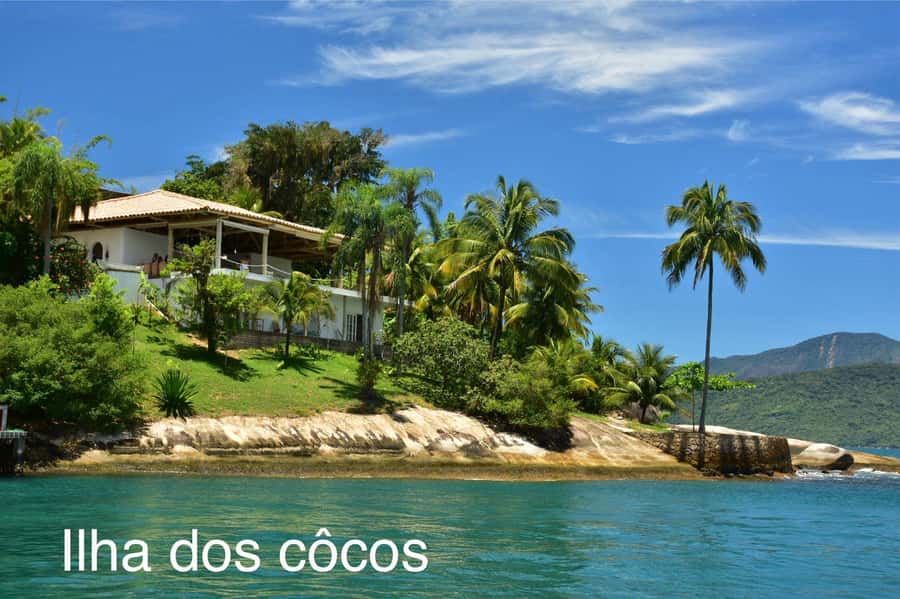Discover Paraty's Best Islands on an Exclusive Schooner Tour - Conceição Beach offers a quieter change of pace