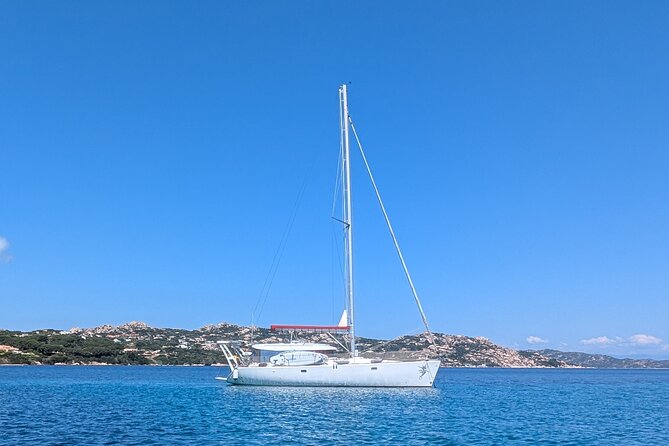 Discovery of Sailing Porquerolles with meals included - Who should book this boat day?