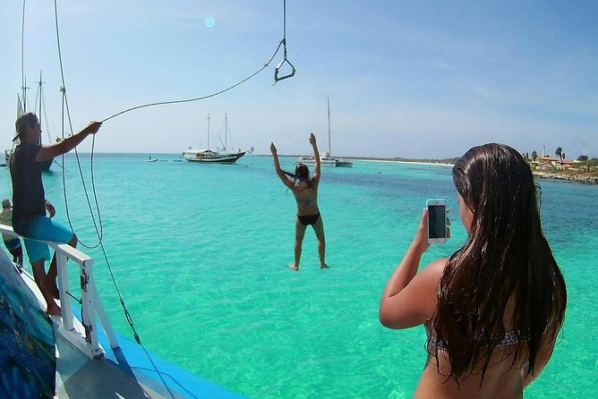 Dolphin Catamaran Snorkel and Sail with Open Bar - Equipment, comfort, and the group atmosphere