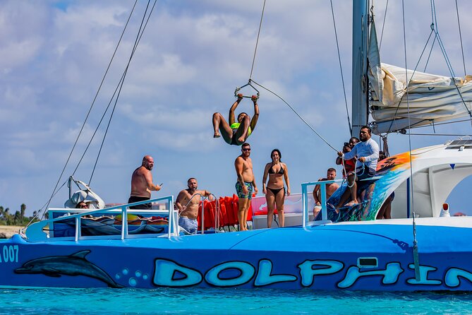 Dolphin Catamaran Snorkel and Sail with Open Bar - Who will enjoy this Aruba cruise most