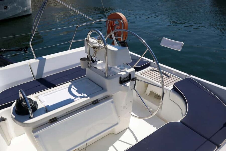 Douro river - Cruising Sail Boat - (2hours) - Through the Douro Estuary and toward the sea