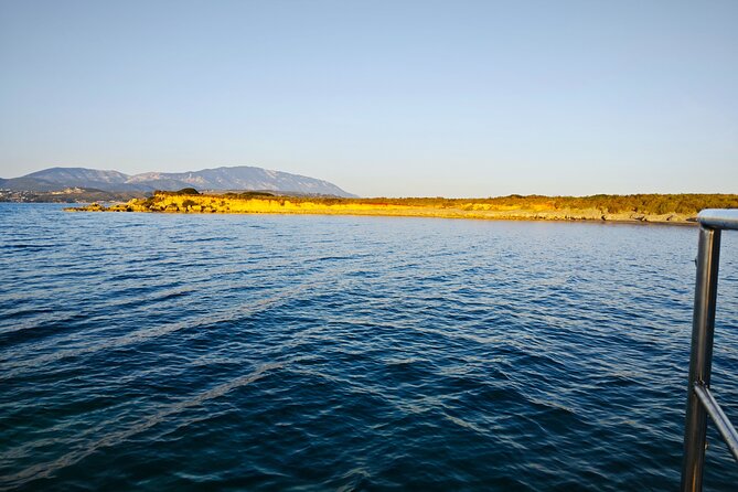 Dreamy Sails - Sunset Tour With Dinner And Wine - Food, wine, music, and the social mood