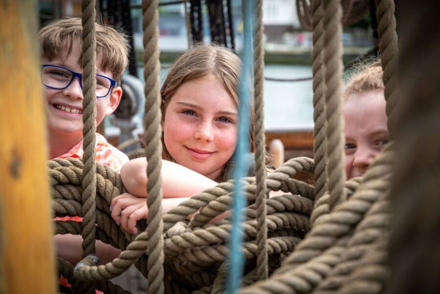 Dublin: Jeanie Johnston Tall Ship Irish Famine History Tour - The personal stories make the famine understandable