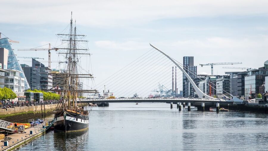 Dublin: Jeanie Johnston Tall Ship Irish Famine History Tour - Starting above deck with the masts and Docklands views