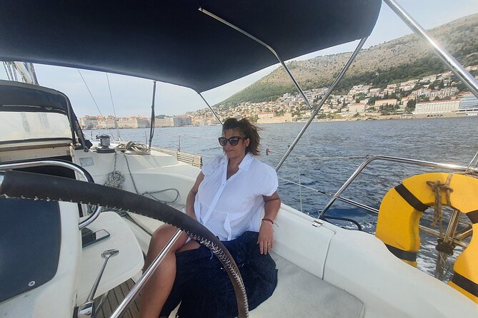 Dubrovnik : Full Day Group Sail Boat Tour to Elaphiti & Blue Cave - The skipper and the small-group feel