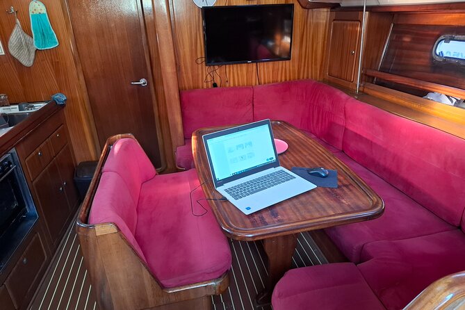 Dubrovnik : Private 4 Hour Sail Boat Tour to Elaphiti & Blue Cave - Returning to Dubrovnik by way of Gruž