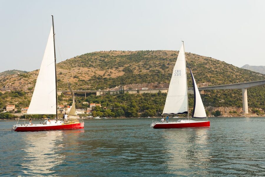 Dubrovnik: Romantic Sunset Sailing Adventure - Why the private format matters