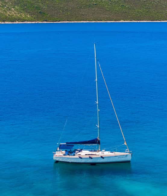 Elegant Day-Sailing Tour-Lunch&Drinks included - Sailing into the Zadar archipelago