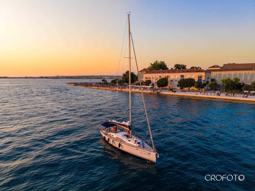 Elegant Sunset cruise under sails,large yacht,full comfort - Champagne, Comfort, and Room to Breathe