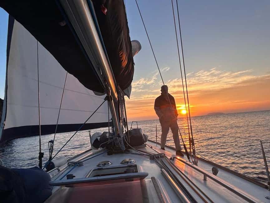 Elegant Sunset cruise under sails,large yacht,full comfort - FAQ