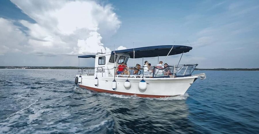 Fažana: Sail like a president with Brijuni Panorama - A guide who makes the history easier to follow