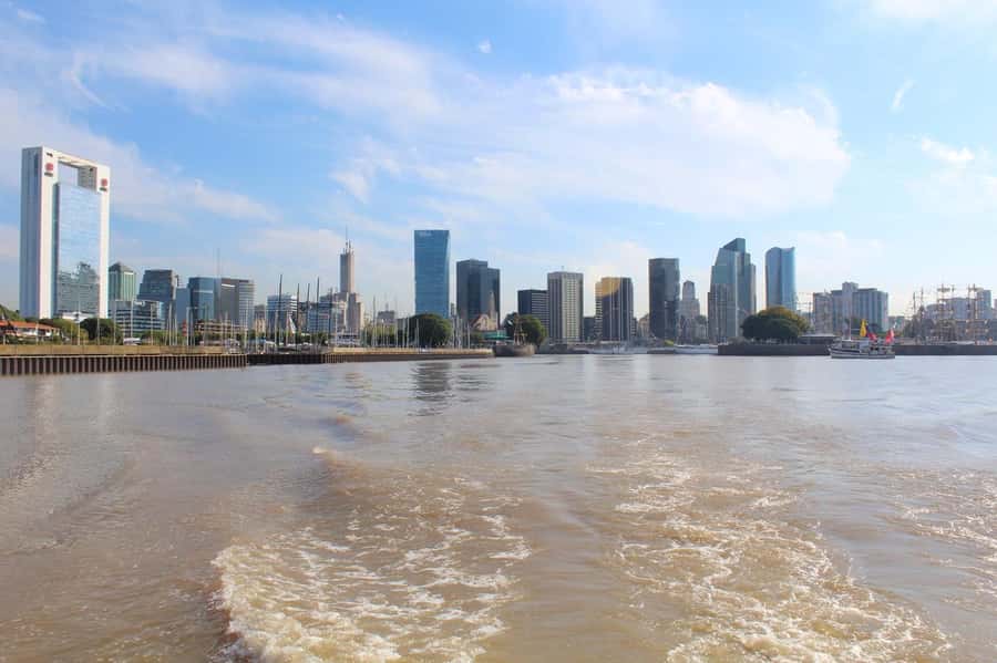 From Buenos Aires: Tigre & Delta with Sailing Premium Tour - Entering the Tigre Delta by catamaran