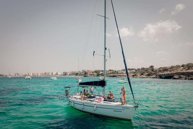 From can Pastilla : Sailing boat trip with Food & Drinks - Cala Blava: a short first swim