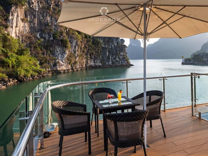 From Hanoi: Top-Rated Ha Long Bay Day Cruise with Jade Sails - The 7:00 AM pickup from Hanoi