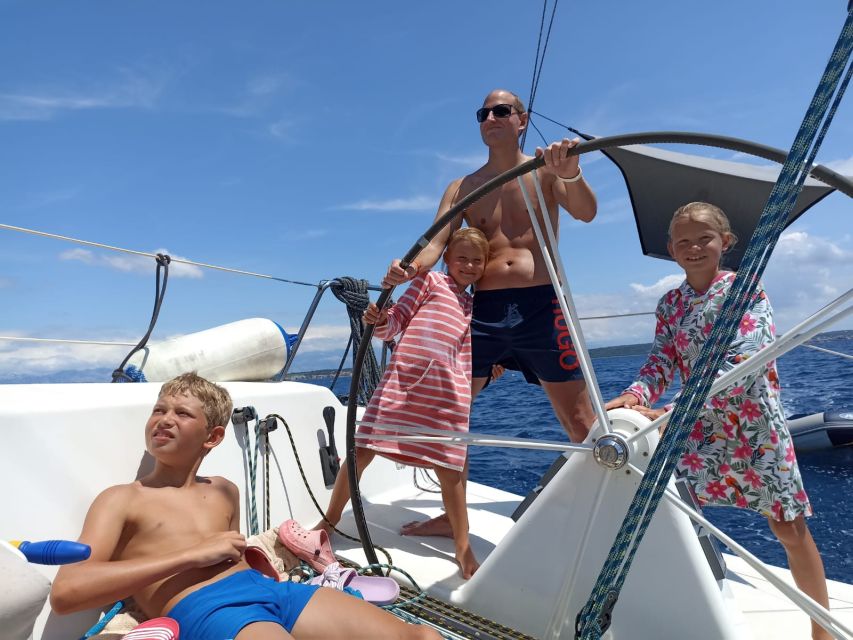 From Hvar: Pakleni Islands & Red Rocks Comfort Sailboat Tour - Why this small sailboat trip works so well from Hvar
