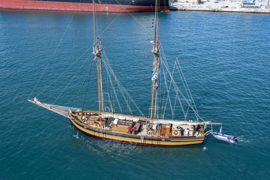 From Palamós: Southern Coast Sailing Tour - Following the coves toward S’Agaró