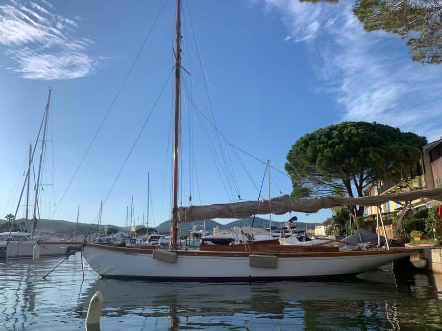 From Port Grimaud: Half-Day Classic Yacht Sailing Experience - Lunch, drinks, and the picnic setup