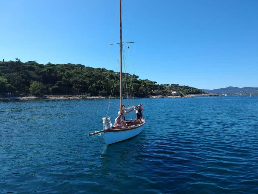 From Port Grimaud: Half-Day Classic Yacht Sailing Experience - Practical preparation for LONA II