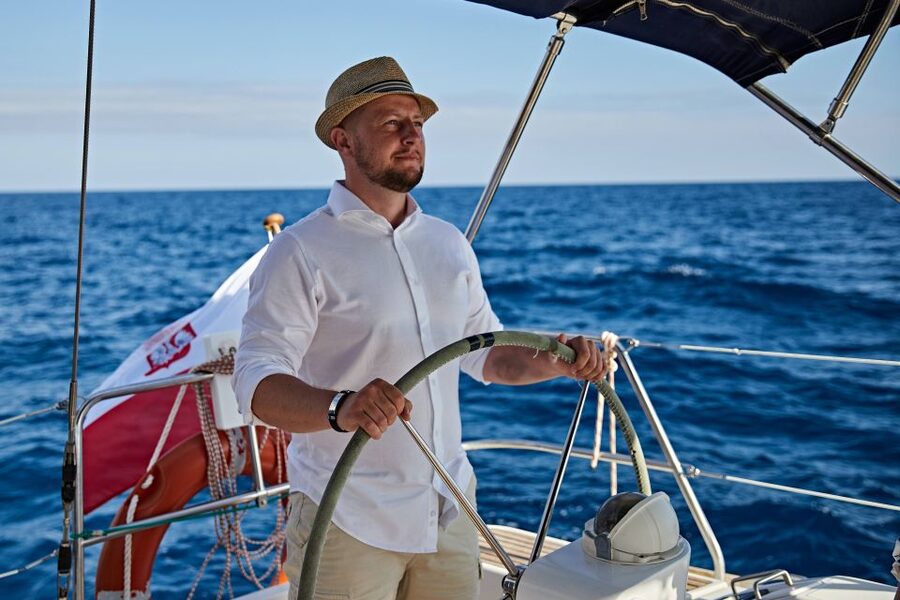From Puerto de Mogán: Private Sailing Trip & Snorkeling - Tapas, wine, and an easygoing lunch break