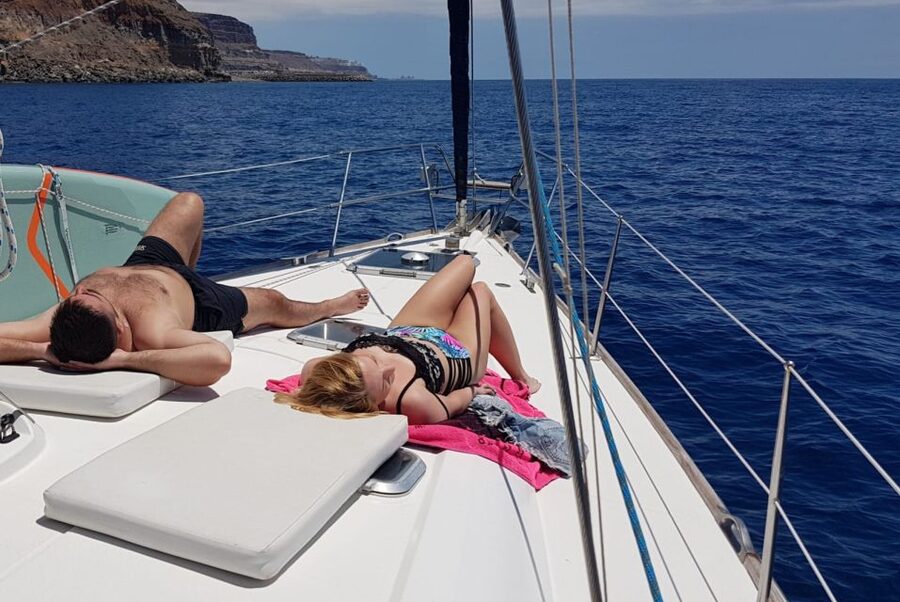 From Puerto de Mogán: Sailboat Trip with Food and Drinks - The first hours: sails, cliffs, and open water