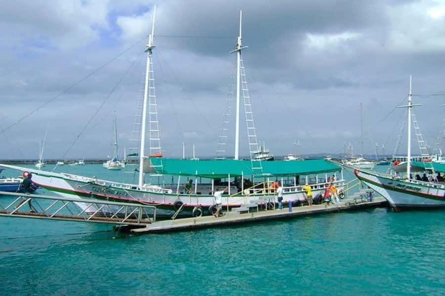 From Salvador: Schooner Tour to Frades Island - Ilha dos Frades and the long beach stop