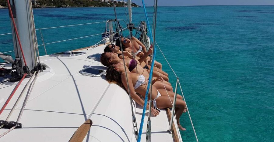 From Santa Teresa: La Maddalena Archipelago Sailboat Tour - The Route Toward Spargi and the Northern Islands