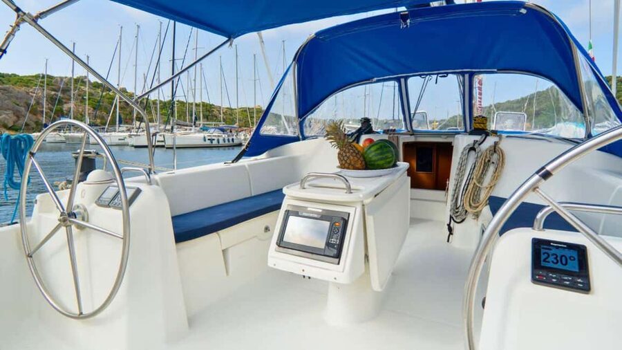 From Santa Teresa: Sailboat Tour to Corsica with Lunch - Key points before you book