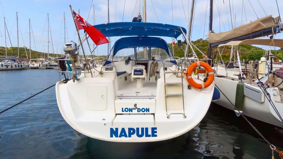From Santa Teresa: Sailboat Tour to Corsica with Lunch - Crossing from Santa Teresa to French waters