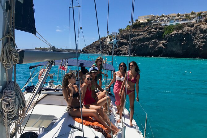 Fuerteventura Sailing Trip from Morro Jable - From the harbor to Faro de Jandía