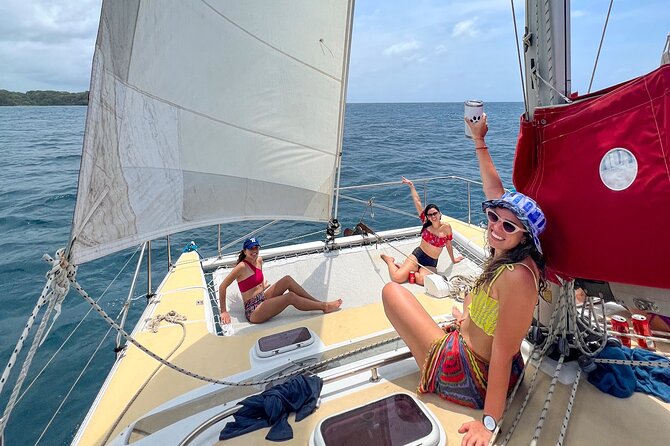 Full-Day Catamaran Sailing Caribbean Beaches with Snorkelling and Lunch - Lunch on the catamaran keeps the day simple