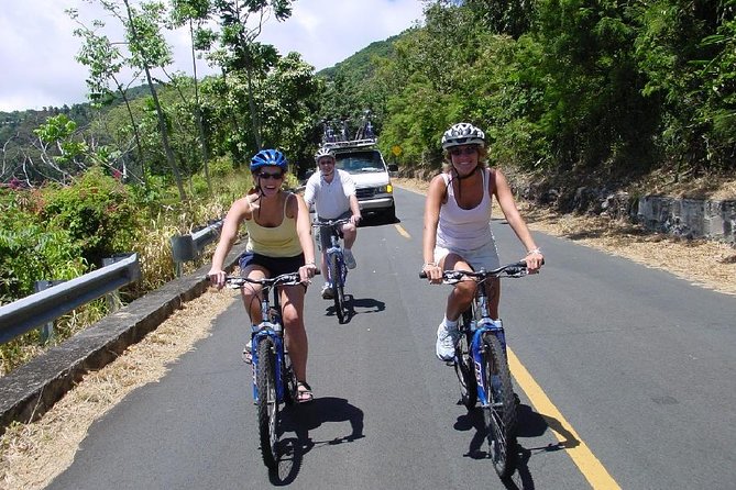 Full Day Oahu Bike, Hike, Sail and Snorkel Combo - Family fit, group size, and practical limits