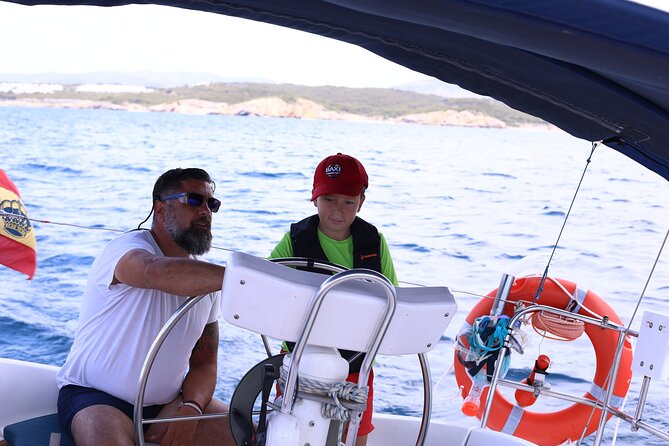 Full Day Private Sailboat Tour from Sitges - How the price works for a group