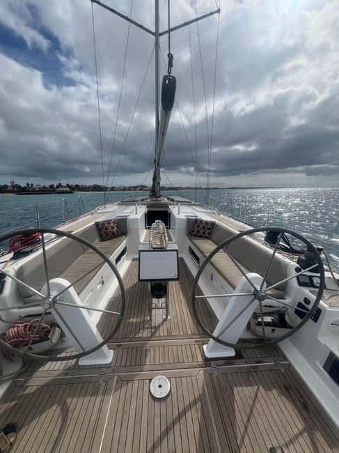 Full day sailing boat in Sal, Cape Verde:taste the Atlantic! - Sailing Sal’s western coast for six hours