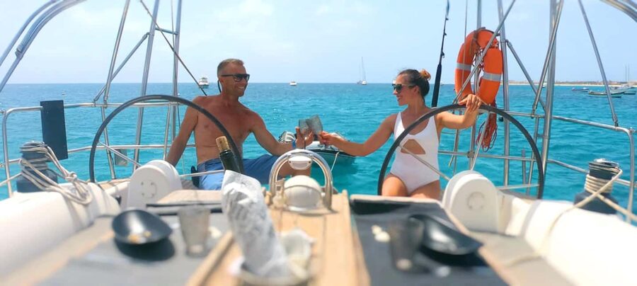 Full day sailing boat in Sal, Cape Verde:taste the Atlantic! - The meeting point requires careful attention