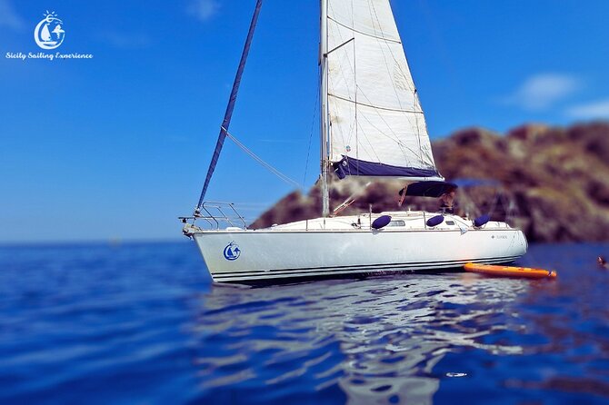 Full Day Sailing Tour Catania-Acitrezza - An hour in Acitrezza, with room to choose